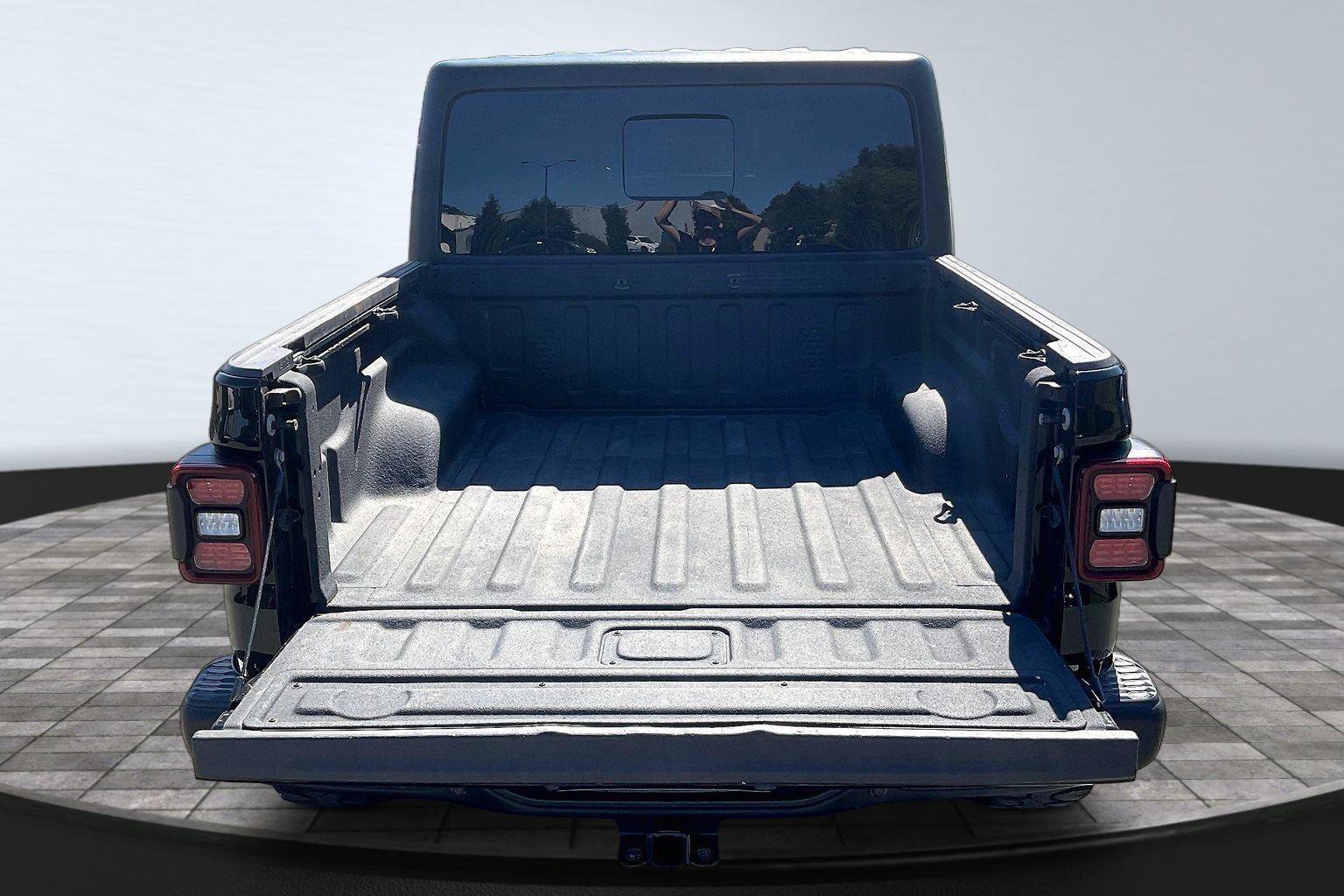 Used 2020 Jeep Gladiator Rubicon AWD/4WD image 17