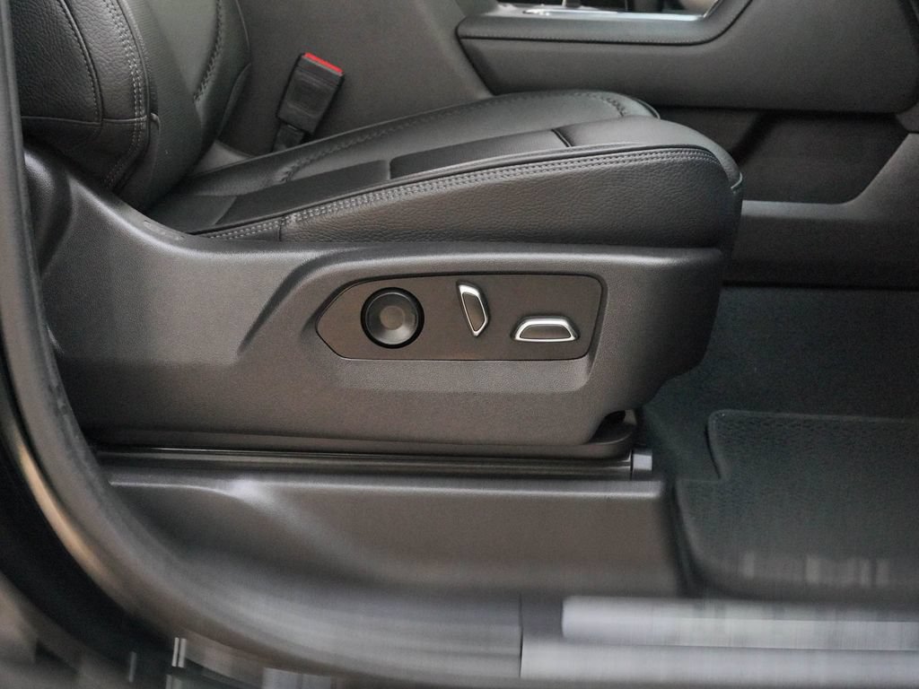 Used 2023 GMC Sierra 1500 Denali AWD/4WD image 39