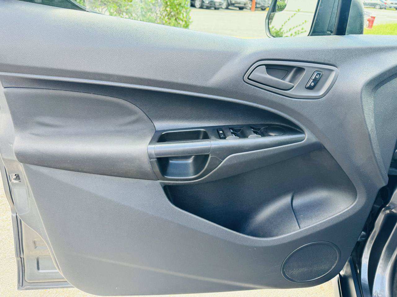 Used 2016 Ford Transit Connect XL FWD image 11
