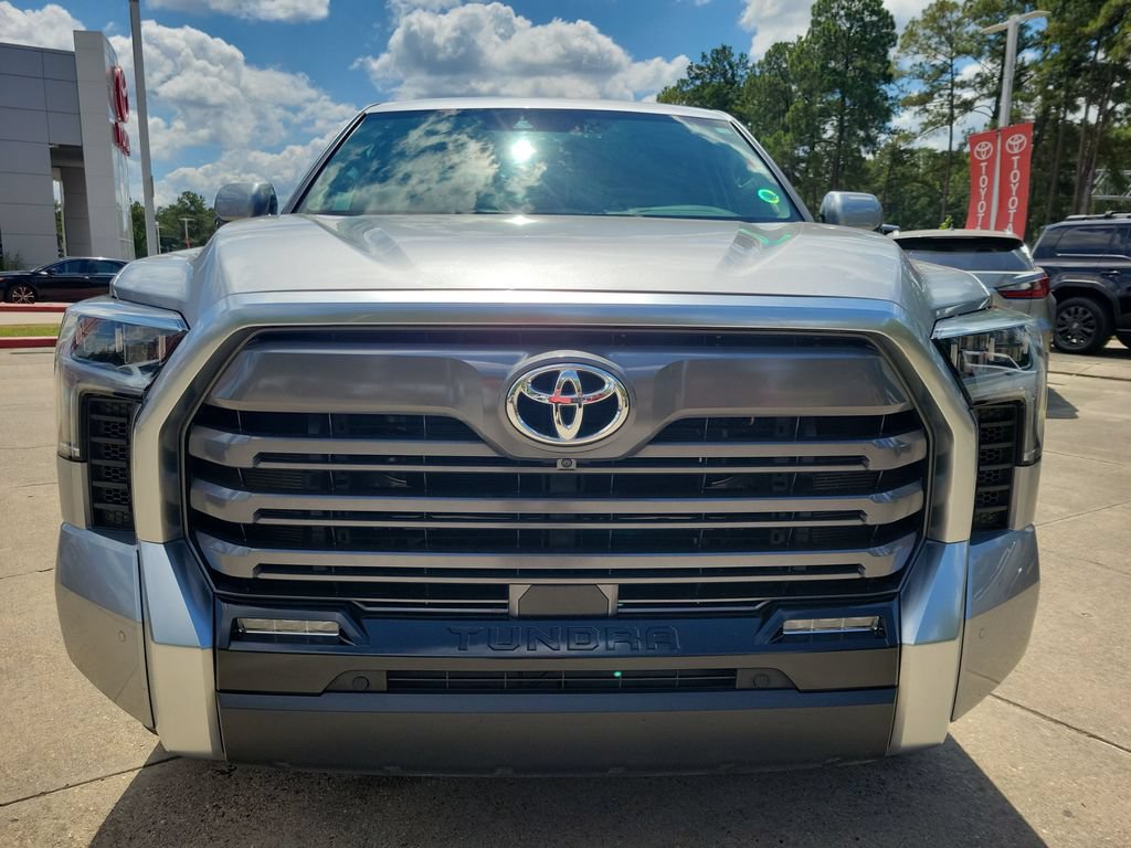 Used 2024 Toyota Tundra Limited AWD/4WD image 4