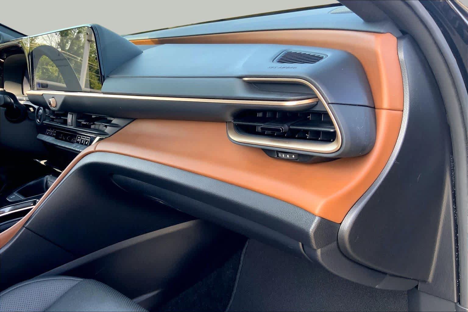 Used 2025 Toyota Crown w/ Advanced Technology Package AWD/4WD image 19