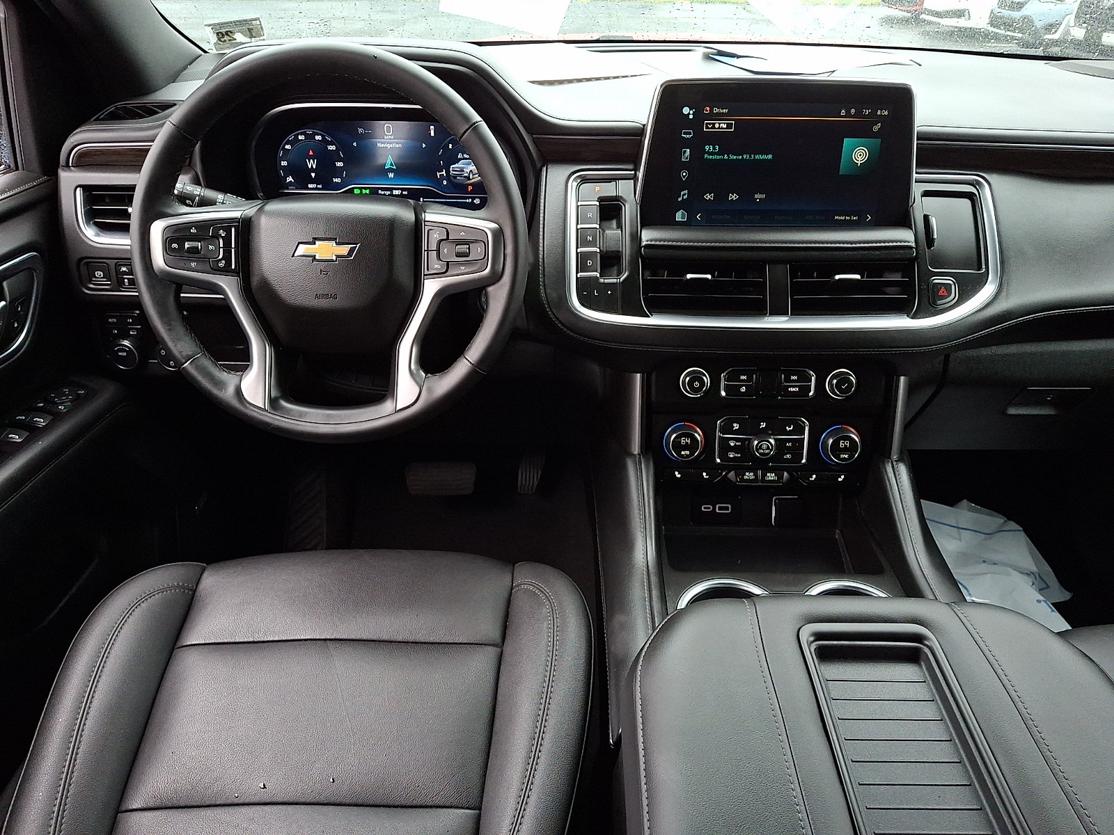 Used 2023 Chevrolet Tahoe LT w/ Luxury Package AWD/4WD image 11