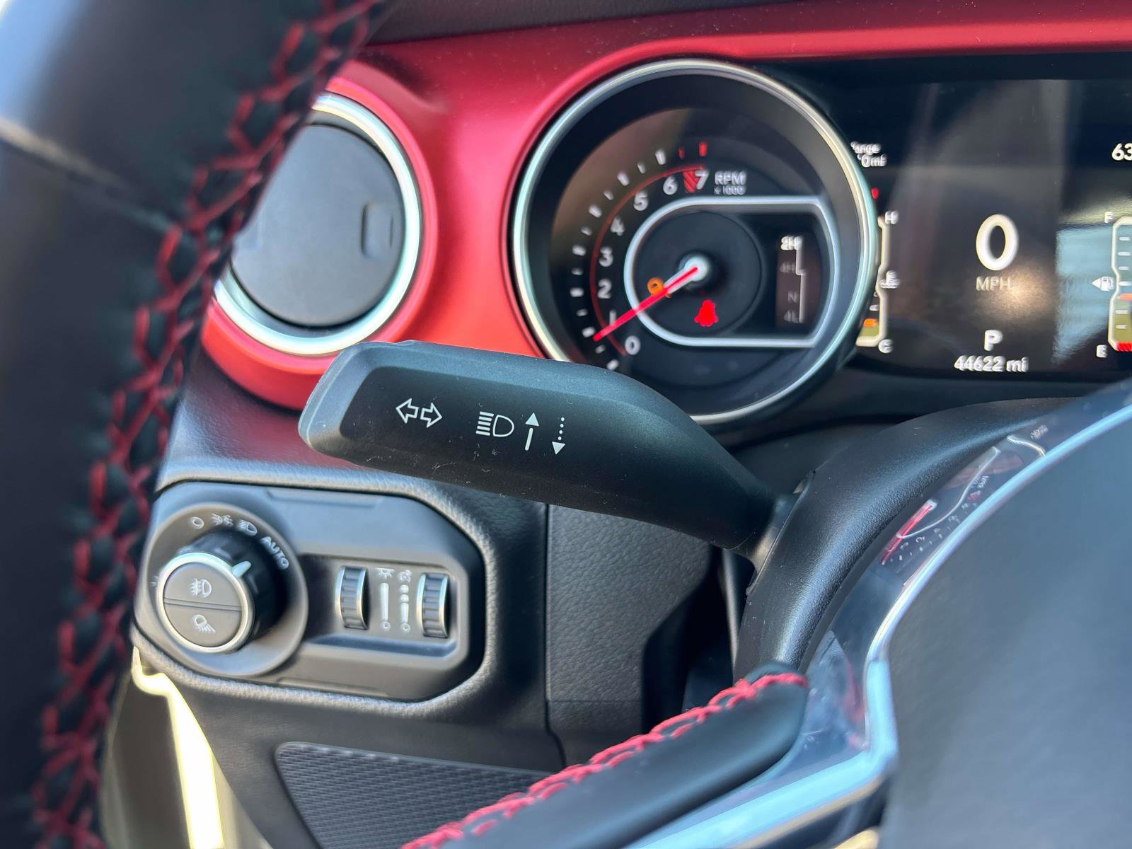 Used 2022 Jeep Gladiator Rubicon w/ LED Lighting Group AWD/4WD image 29