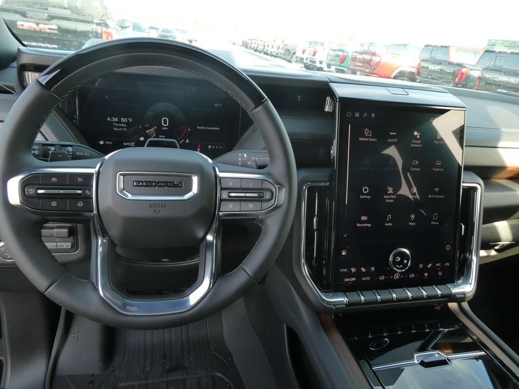 New 2026 GMC Yukon Denali w/ Denali Reserve Package image 2
