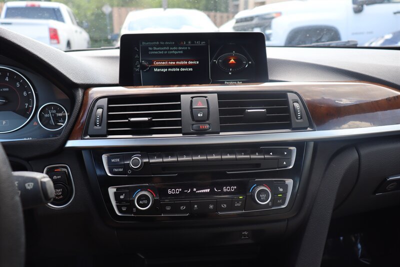 Used 2017 BMW 430i xDrive Coupe AWD/4WD image 12