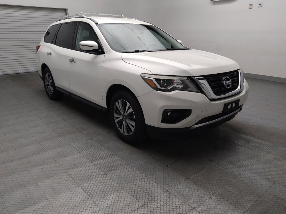 Used 2019 Nissan Pathfinder SV FWD image 13