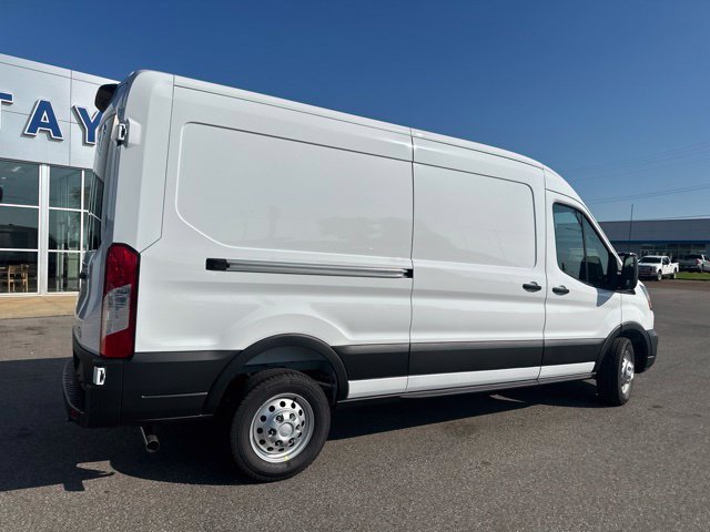 New 2026 Ford Transit 250 148 Medium Roof w/ Load Area Protection Package RWD image 19