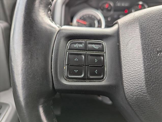 Used 2020 RAM 1500 Classic SLT w/ Luxury Group AWD/4WD image 13