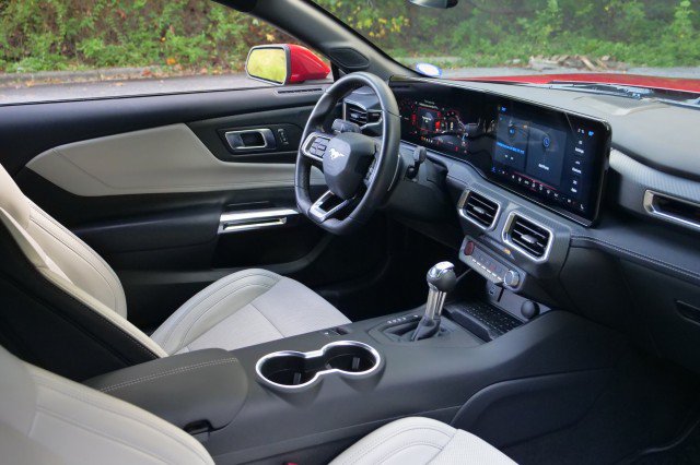 Used 2024 Ford Mustang GT Premium RWD image 36