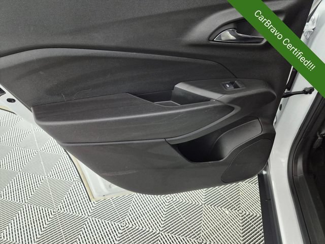 Used 2024 Chevrolet Trax LS w/ LS Convenience Package FWD image 24