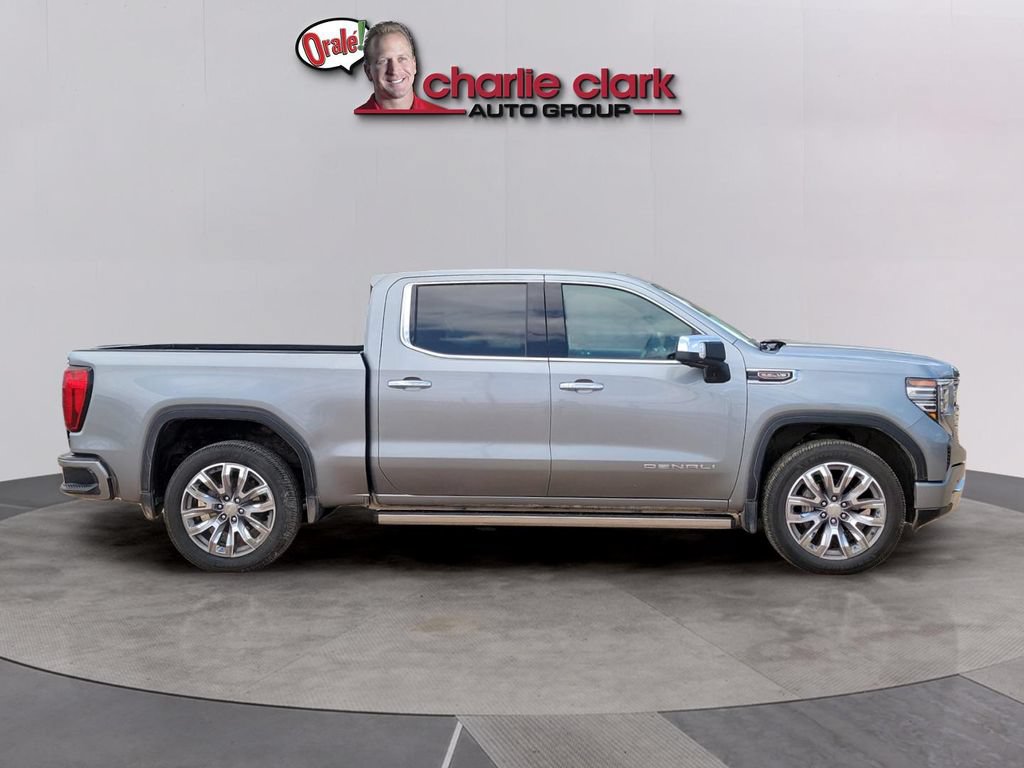 Used 2023 GMC Sierra 1500 Denali w/ Denali Reserve Package AWD/4WD image 6