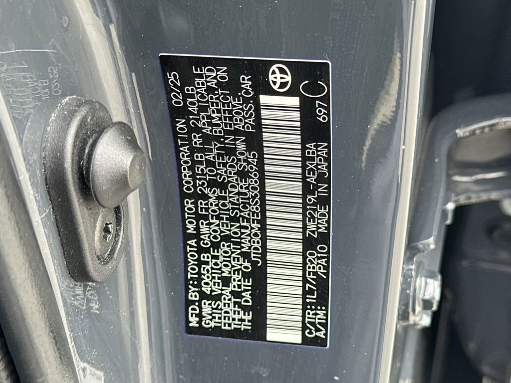 Used 2025 Toyota Corolla LE image 31