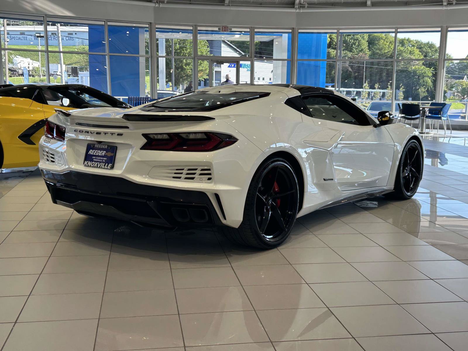 Used 2025 Chevrolet Corvette E-Ray AWD/4WD image 7