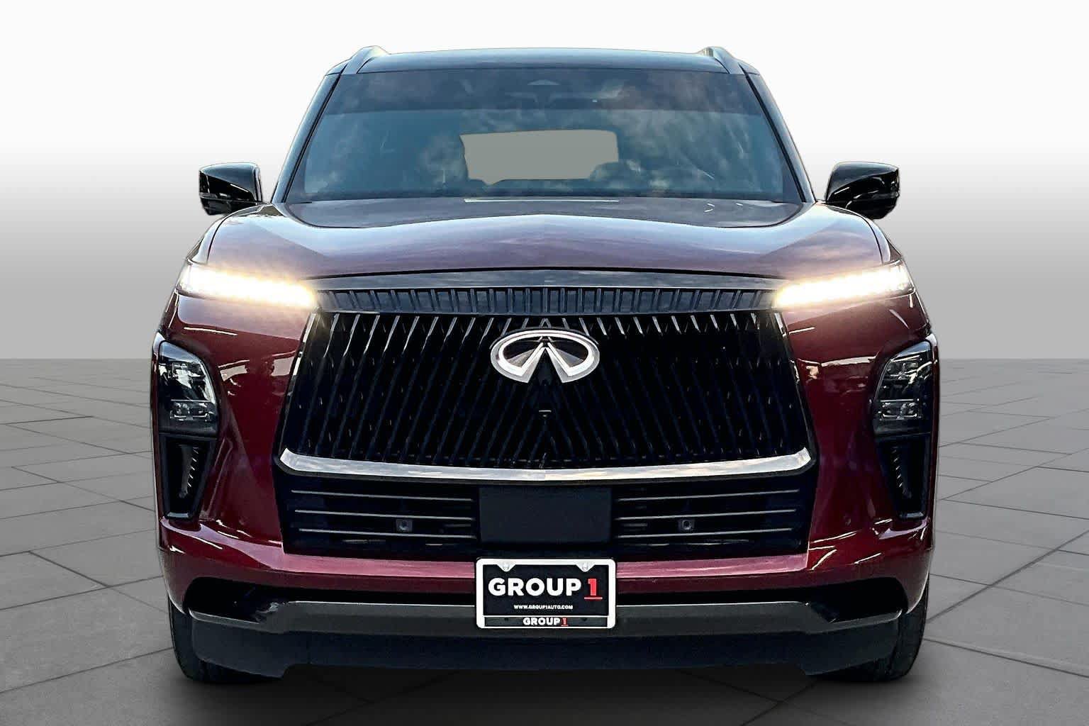 Used 2025 INFINITI QX80 Autograph w/ Autograph Exterior Package AWD/4WD image 4