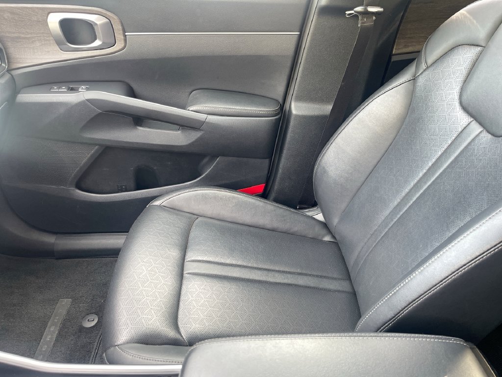 Used 2022 Kia Sorento X-Line EX AWD/4WD image 32