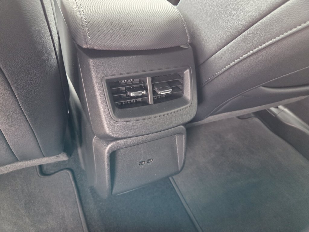 Certified 2024 Chevrolet Equinox EV LT FWD image 8