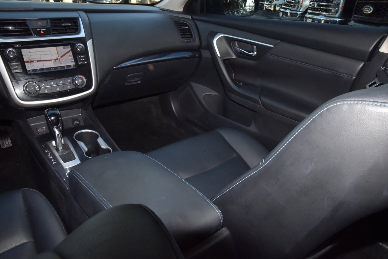 Used 2018 Nissan Altima 2.5 SR w/ SR Special Edition FWD image 17