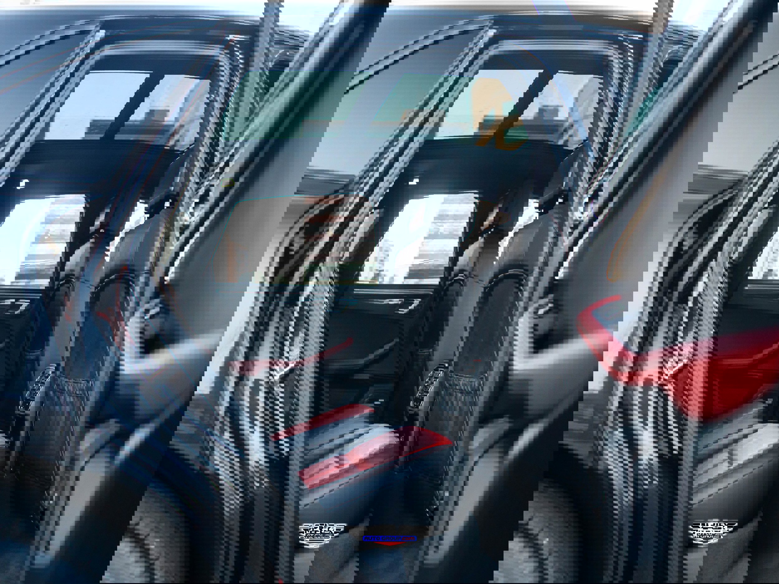 Used 2018 Porsche Macan Sport Edition image 19