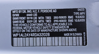 Used 2024 Porsche Cayenne S AWD/4WD image 7