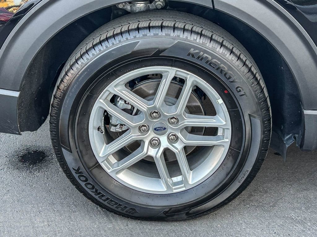 Used 2026 Ford Explorer Active RWD image 13