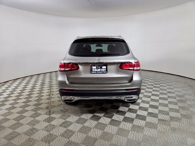 Used 2019 Mercedes-Benz GLC 300 4MATIC image 4