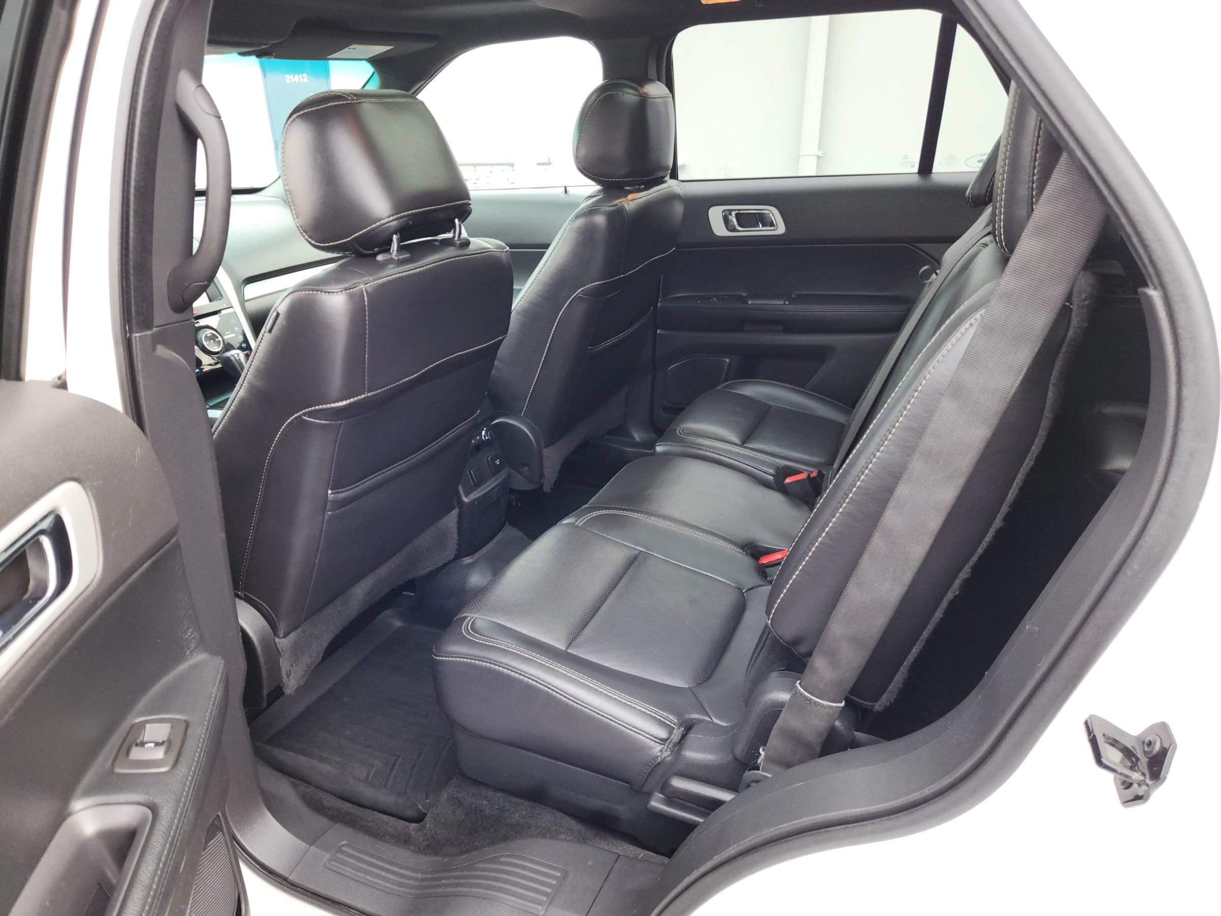 Used 2015 Ford Explorer Sport w/ Equipment Group 401A AWD/4WD image 16