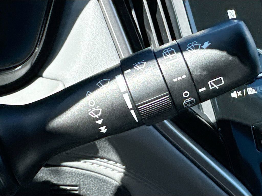 Certified 2025 Subaru Outback Premium w/ Popular Package #1A image 17