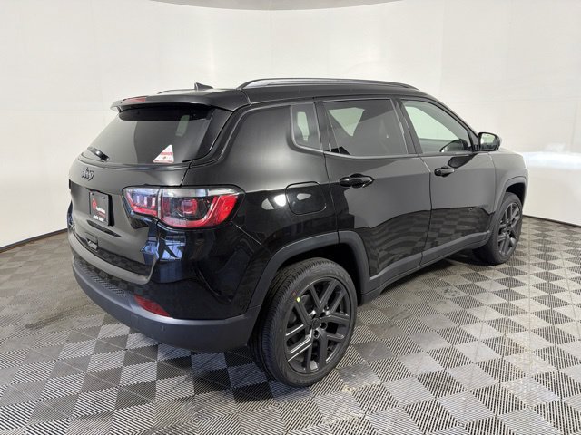 New 2026 Jeep Compass Limited AWD/4WD image 13