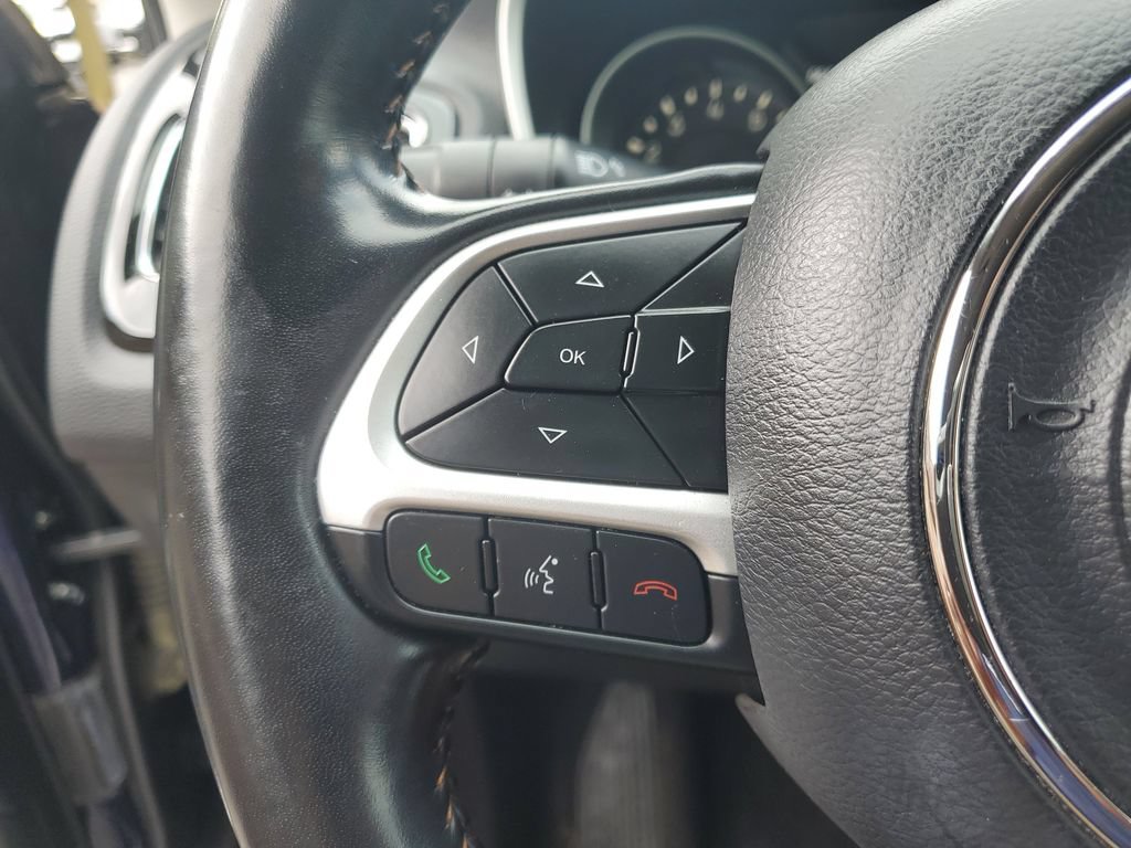 Used 2019 Jeep Compass Limited AWD/4WD image 13