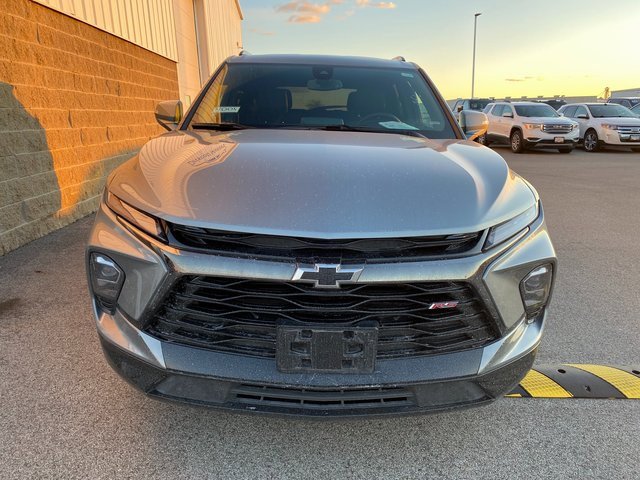 Used 2025 Chevrolet Blazer RS image 3