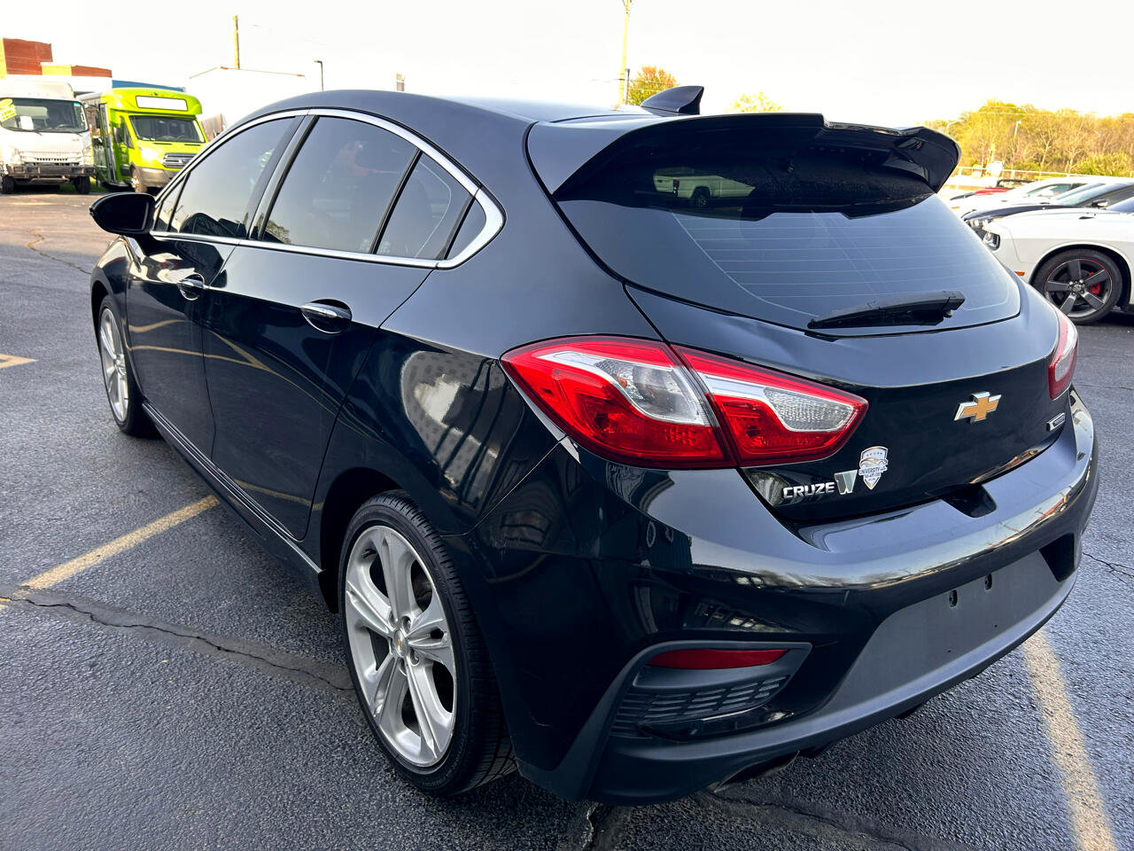 Used 2017 Chevrolet Cruze Premier image 5