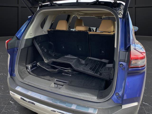 Used 2023 Nissan Rogue Platinum w/ Platinum Premium Package image 17