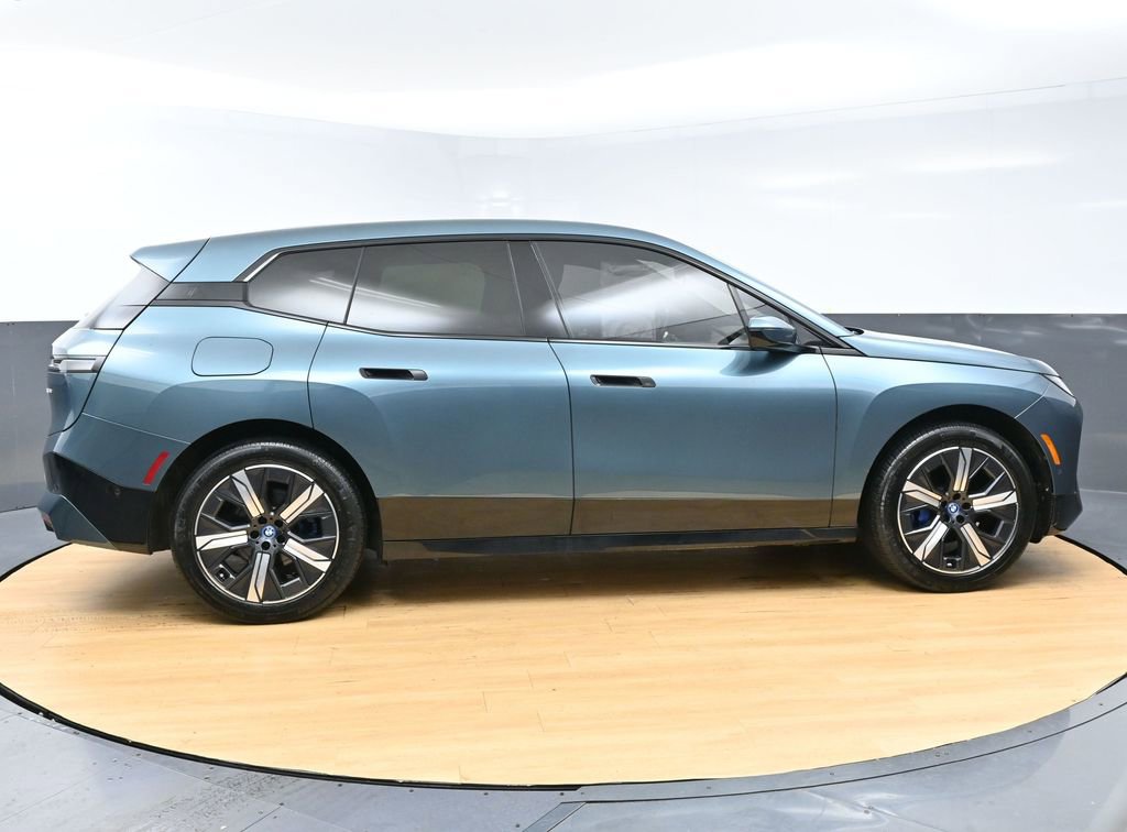 Used 2023 BMW iX xDrive50 w/ Sport Package AWD/4WD image 53