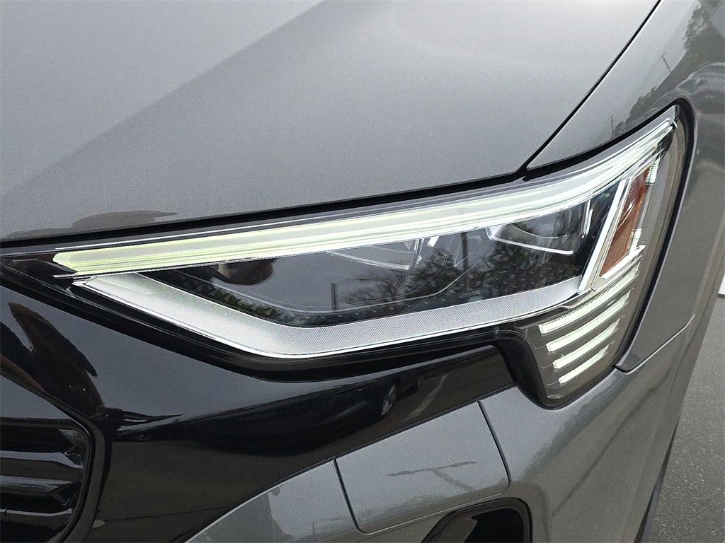 Certified 2024 Audi Q8 e-tron Premium image 36