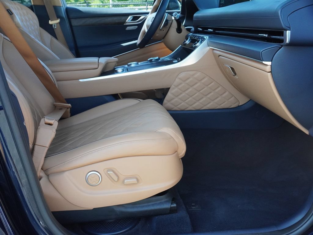 Used 2024 Genesis GV80 3.5T w/ Prestige Package AWD/4WD image 25