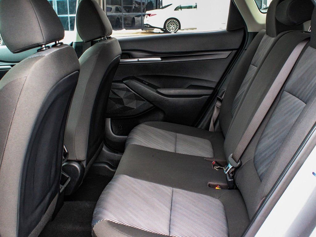 Used 2025 Kia Seltos LX AWD/4WD image 33