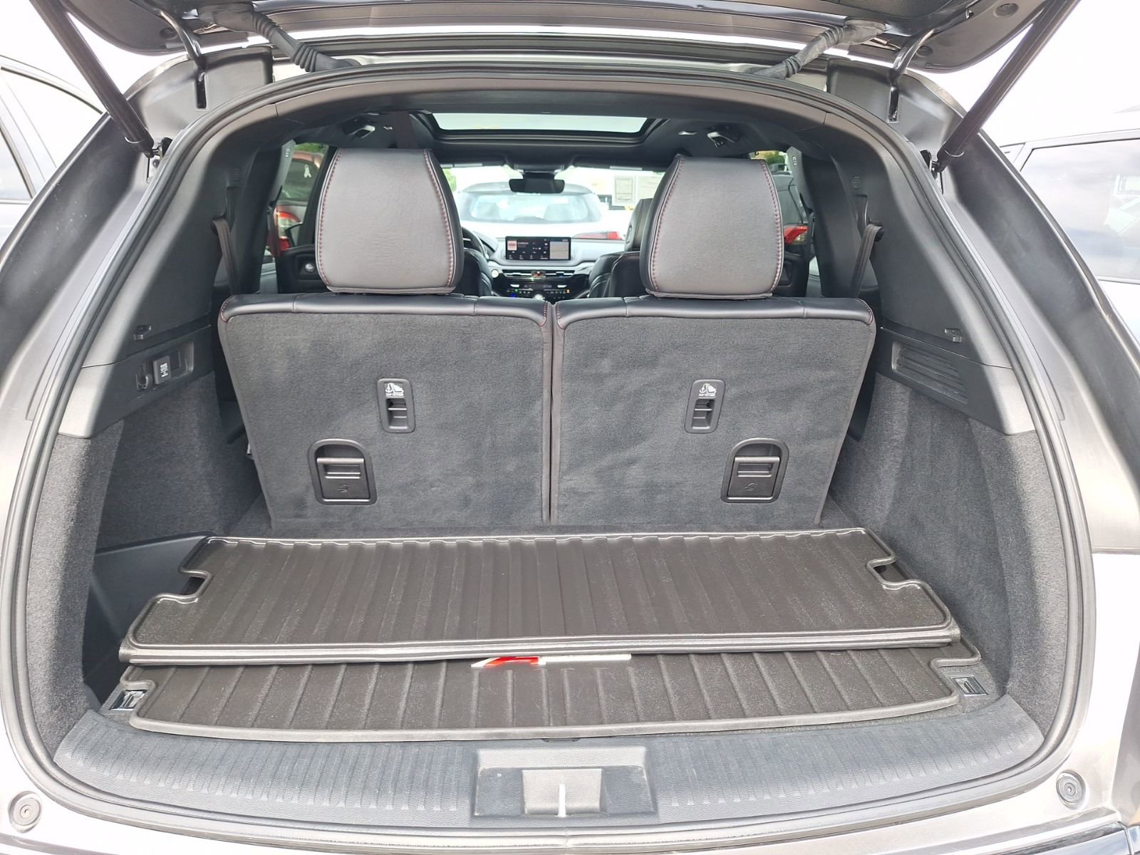 Used 2022 Acura MDX A-Spec image 41