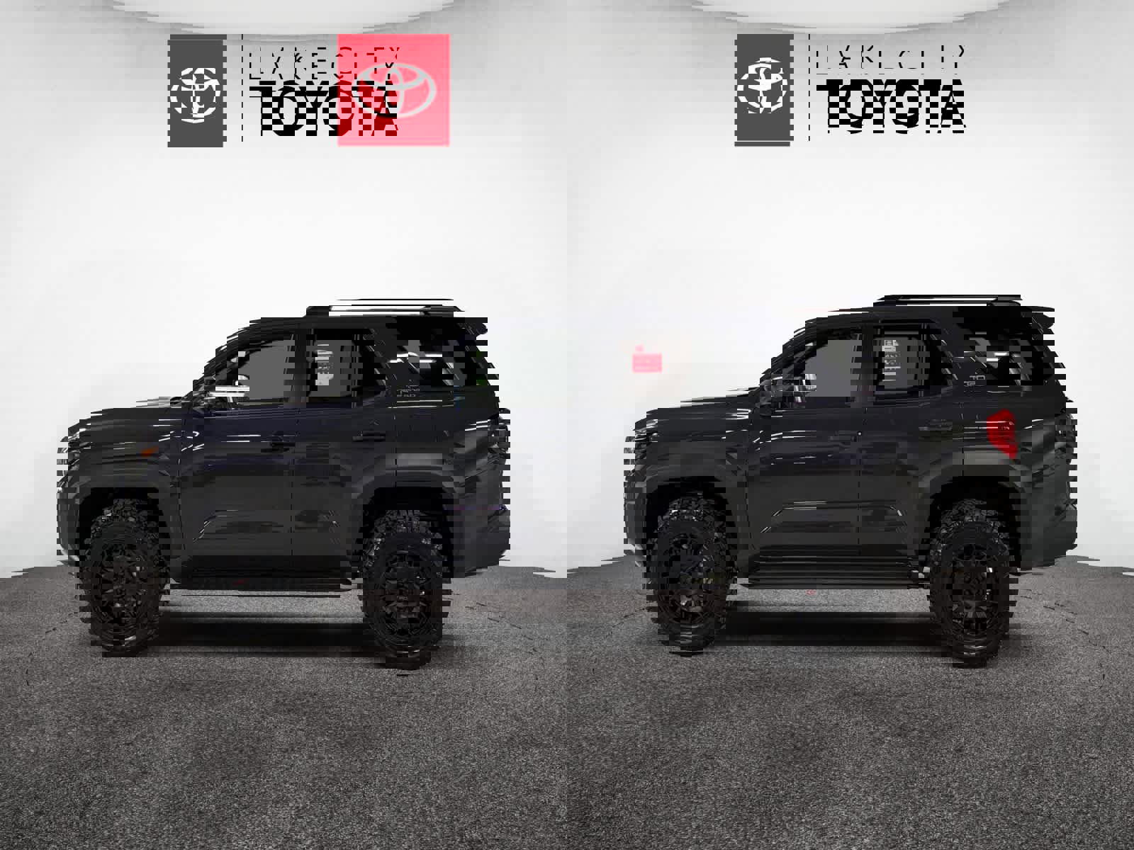New 2026 Toyota 4Runner TRD Off-Road image 3