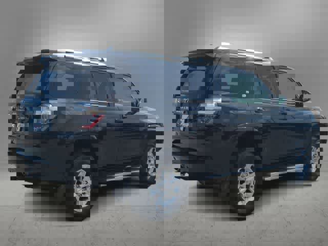 Used 2016 Toyota 4Runner SR5 image 8