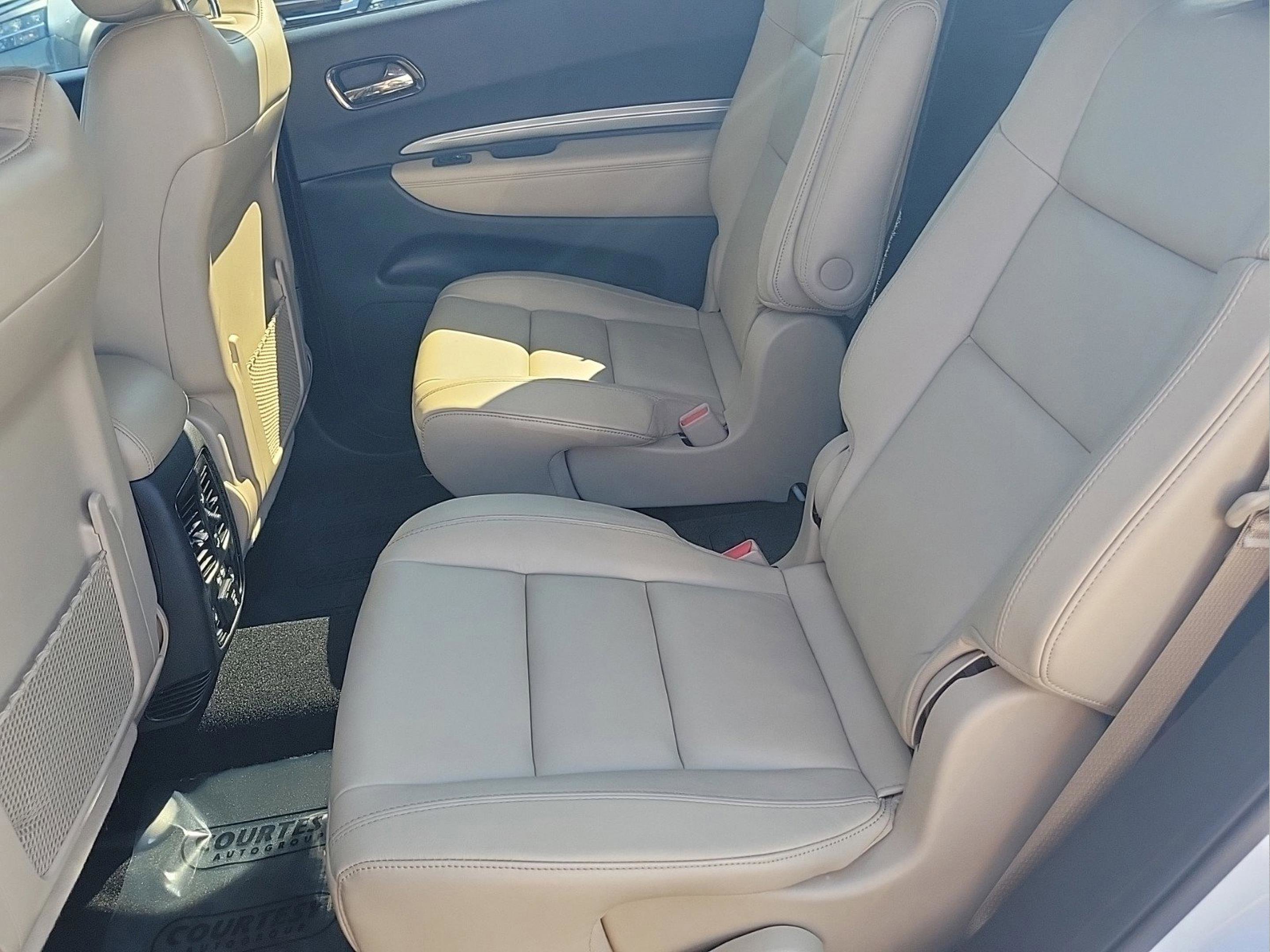 Used 2020 Dodge Durango GT image 9