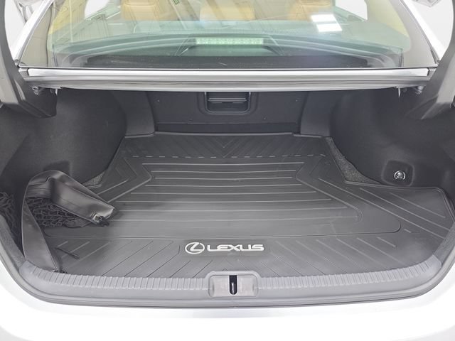 Used 2024 Lexus ES 300h w/ Technology Package FWD image 35