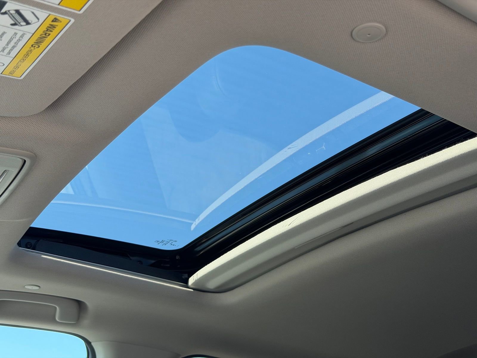 Used 2024 Honda CR-V EX-L image 17