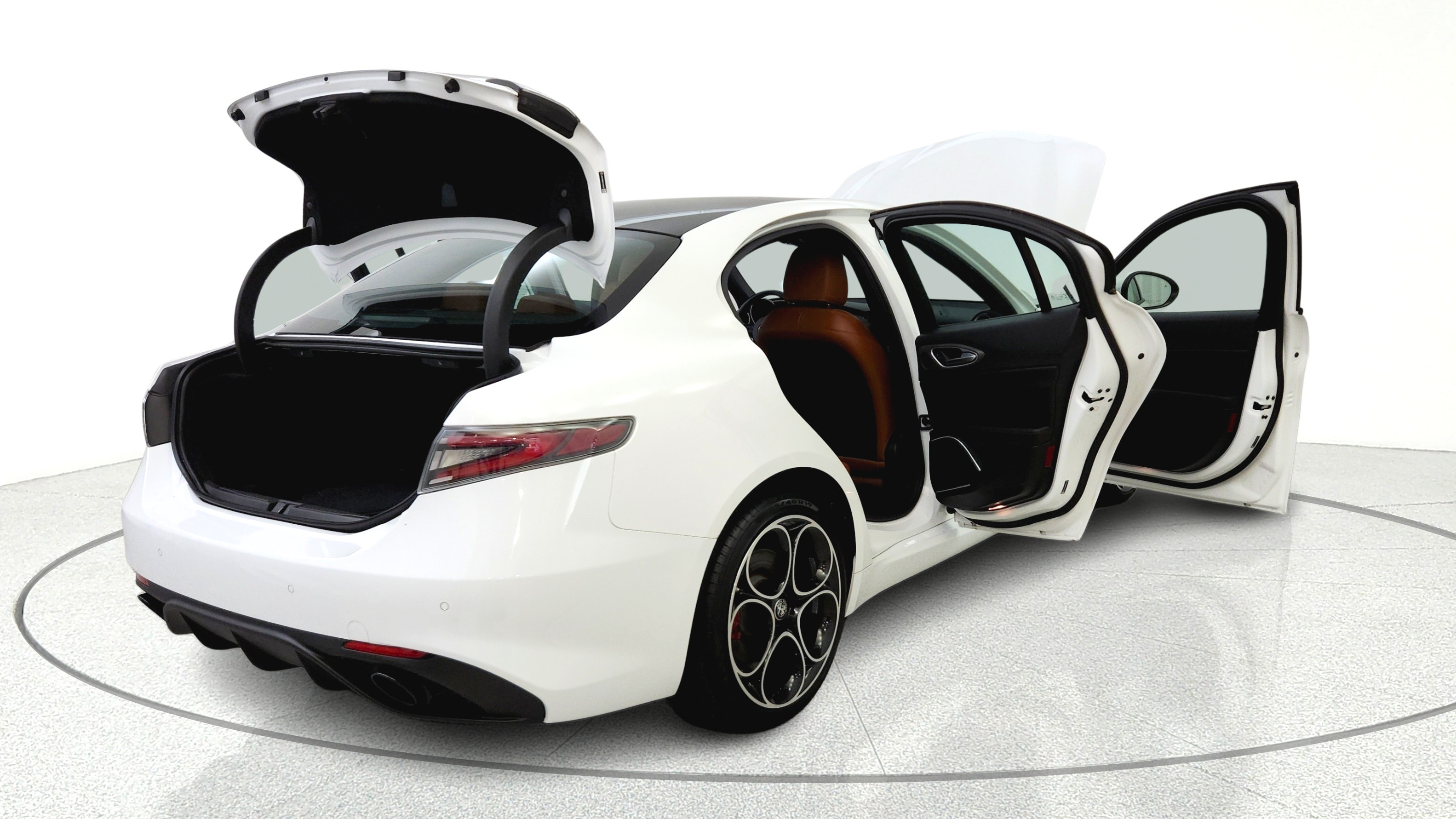 Used 2023 Alfa Romeo Giulia Ti w/ Active Assist Plus Package AWD/4WD image 14