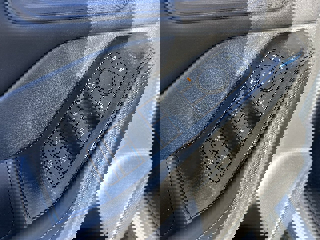 New 2026 Nissan Rogue SV image 33