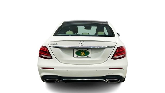 Used 2018 Mercedes-Benz E 300 image 3