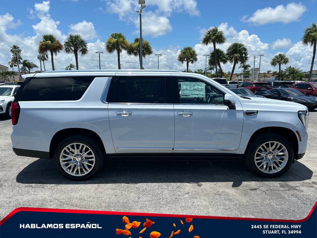 New 2026 GMC Yukon XL Denali w/ Denali Reserve Package AWD/4WD image 4