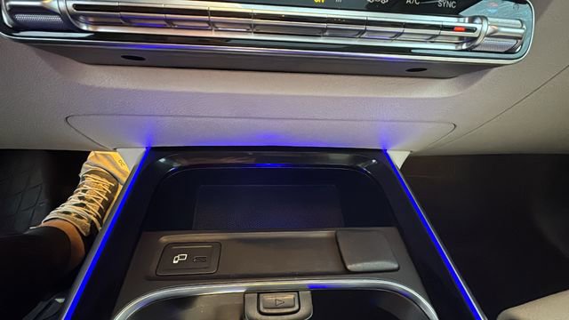 Used 2022 Mercedes-Benz GLB 250 GLB 250 image 18