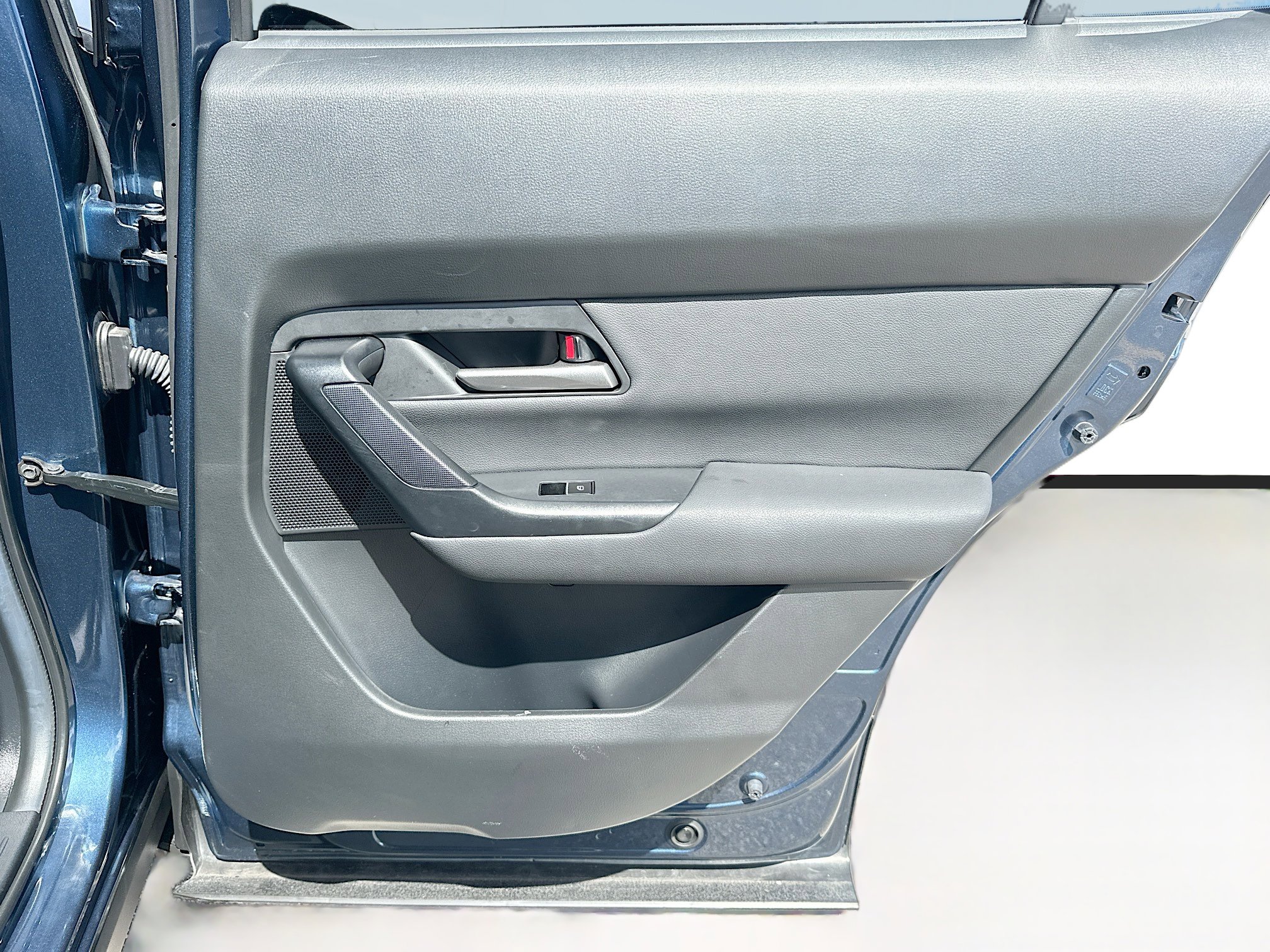 Used 2025 MAZDA CX-50 AWD 2.5 S w/ Select Package image 31