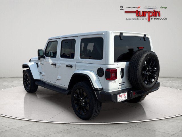 Used 2025 Jeep Wrangler Sahara 4xe image 3