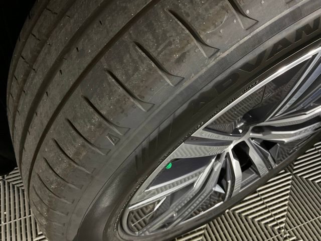 Used 2024 BMW i7 eDrive50 image 39